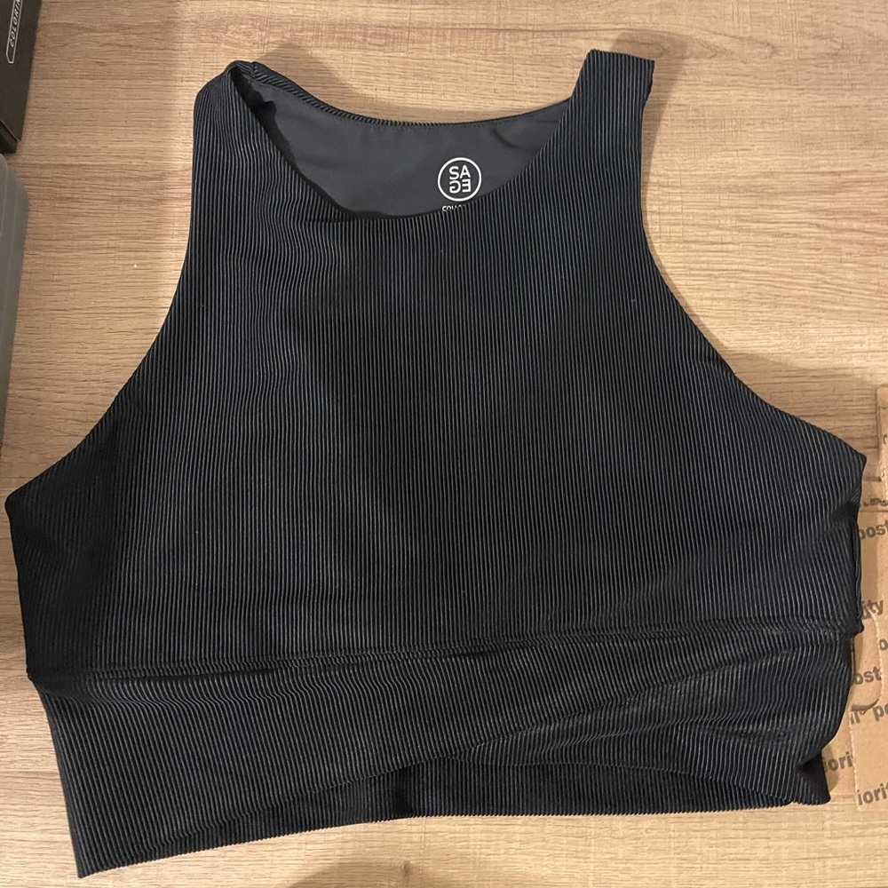 Sports bra / workout top
